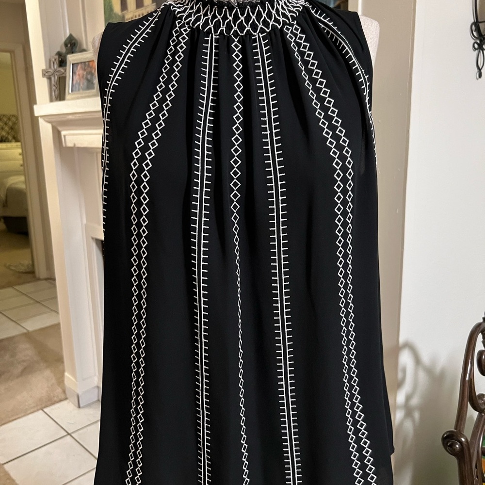 White House Black Market Black Sleeveless Top with White Embroidery